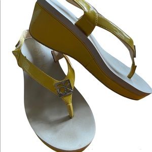 Calvin Kline patent leather platform sandals. Size 7.5M